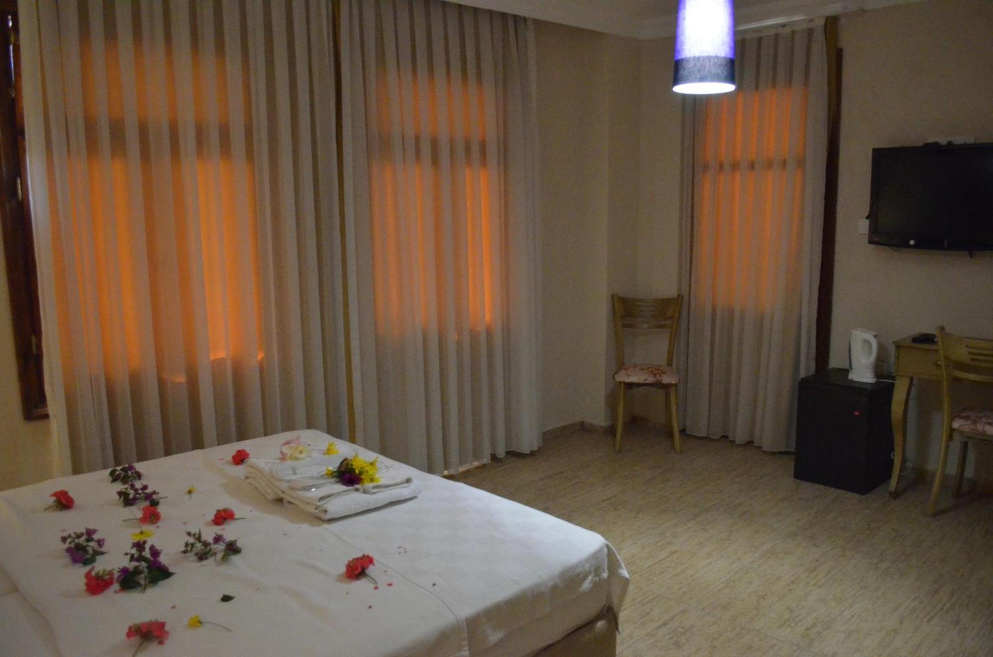 Cunda Panorama Otel Ayvalı Rom bilde